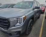 Used 2024 GMC Terrain SLE w/ Driver Convenience Package image 3