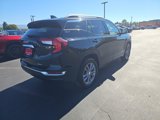 Used 2024 GMC Terrain SLT image 3