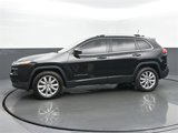 Used 2017 Jeep Cherokee Limited image 2