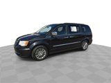 Used 2014 Chrysler Town & Country Touring-L w/ Driver Convenience Group image 4