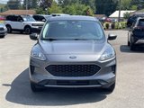 Used 2022 Ford Escape SE image 2