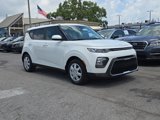 Used 2022 Kia Soul LX image 2