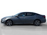 Used 2021 Nissan Altima 2.5 Platinum image 2