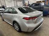Used 2021 Toyota Corolla LE image 4