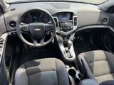 Used 2015 Chevrolet Cruze LT image 2