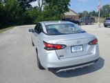 Used 2023 Nissan Versa SV image 3