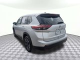Used 2025 Nissan Rogue SV image 5
