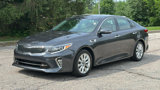 Used 2018 Kia Optima S w/ Panoramic Sunroof Package image 2
