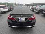 Used 2017 Honda Accord Touring image 5