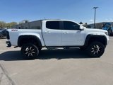 Used 2018 Chevrolet Colorado Z71 image 2