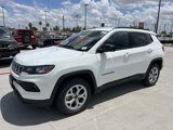 New 2025 Jeep Compass Latitude image 5