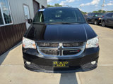 Used 2017 Dodge Grand Caravan SXT image 6