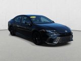 Used 2025 Toyota Camry SE image 3