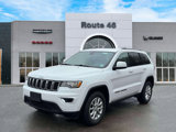 Used 2021 Jeep Grand Cherokee Laredo image 2