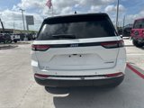 Used 2023 Jeep Grand Cherokee Laredo image 5