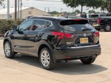Used 2018 Nissan Rogue Sport SV image 5