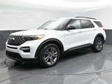Used 2022 Ford Explorer XLT w/ Equipment Group 202A image 3