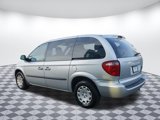 Used 2002 Chrysler Voyager LX image 5