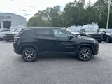 New 2025 Jeep Compass Limited w/ Sun and Sound Group image 2
