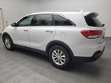 Used 2018 Kia Sorento LX image 3