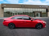 Used 2022 Hyundai Elantra SEL w/ Convenience Package image 5