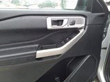 Certified 2022 Ford Explorer Limited w/ Equipment Group 301A image 6