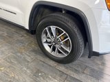 Used 2021 Jeep Grand Cherokee Laredo X image 4