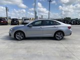 Used 2024 Volkswagen Jetta SE image 6