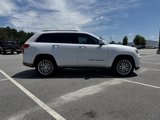 Used 2017 Jeep Grand Cherokee Summit image 4