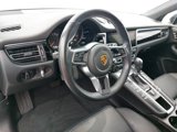 Certified 2021 Porsche Macan image 4