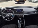 Used 2021 Hyundai Elantra SE image 4