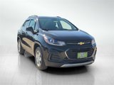 Used 2022 Chevrolet Trax LT w/ LT Convenience Package image 3