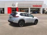 Used 2024 Nissan Rogue SV image 3