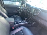 Used 2018 Toyota Tacoma TRD Off-Road image 3