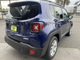 Used 2018 Jeep Renegade Latitude w/ UConnect 8.4 Nav Group image 5