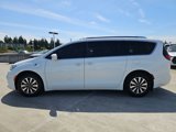 Used 2021 Chrysler Pacifica Touring-L image 4