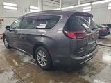 Used 2021 Chrysler Pacifica Touring image 3