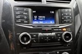 Used 2017 Ford Explorer XLT image 3