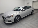 Used 2021 Nissan Altima 2.5 SV image 2