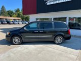 Used 2015 Chrysler Town & Country Touring-L w/ Driver Convenience Group image 3