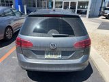 Used 2017 Volkswagen Golf SE image 4