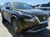 Used 2023 Nissan Rogue S image 2