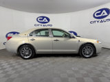 Used 2010 Lincoln MKZ image 3