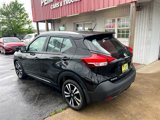 Used 2019 Nissan Kicks SR w/ SR Premium Package image 2