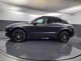 Certified 2022 Porsche Macan image 2
