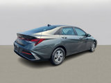 New 2025 Hyundai Elantra SE image 4
