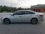 Used 2016 Toyota Avalon XLE Premium image 2