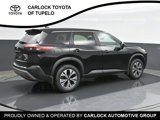Used 2023 Nissan Rogue SV image 3