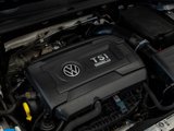 Used 2016 Volkswagen Golf R 4-Door image 6