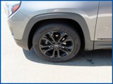 Used 2020 GMC Terrain SLE w/ Driver Convenience Package image 4